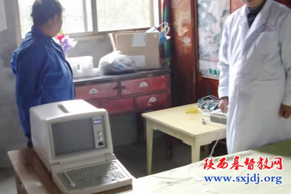 联合圣经公会来我省考察义诊事工(图4)