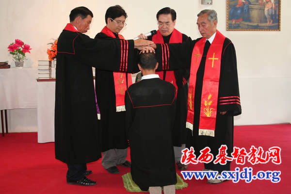 陕西省基督教两会在榆林市按立10位圣职人员(图4)