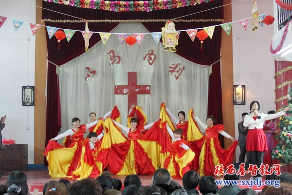韩城市阳山庄教会举行庆祝妇女节文艺汇演(图2)