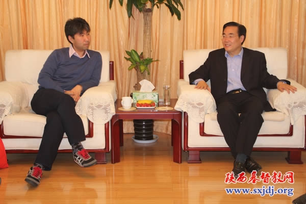 省基督教两会接待美国归正宗代表团