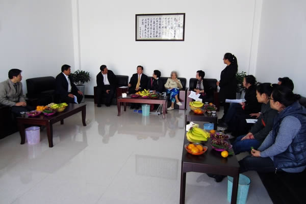 黄吕英玲女士一行访问陕西教会(图5)