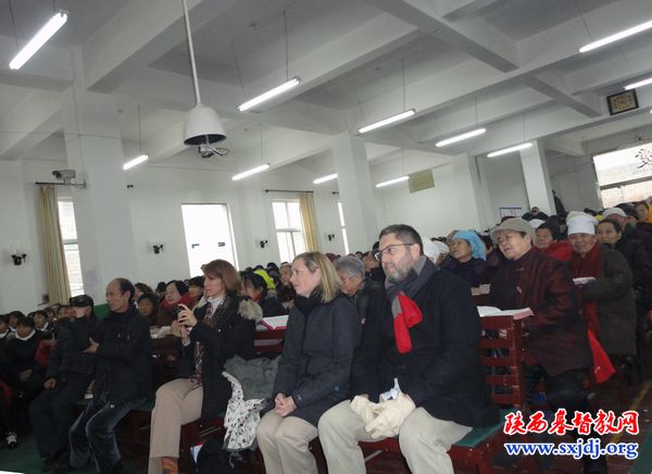 美国圣经公会一行来我省教会访问(图2)