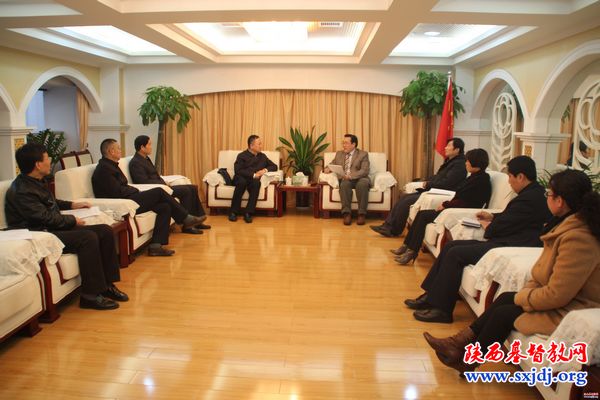 省委常委、统战部部长陈强春节前走访省基督教两会