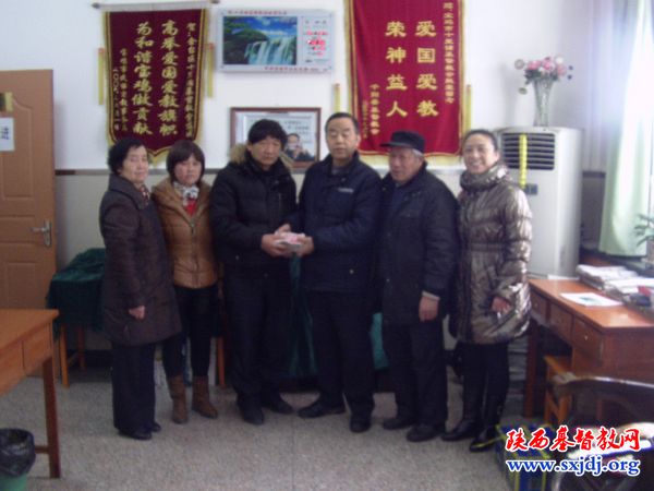 践行基督爱的精神