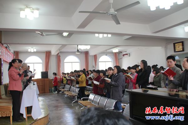 黄土高坡上的奇异恩典(图2)