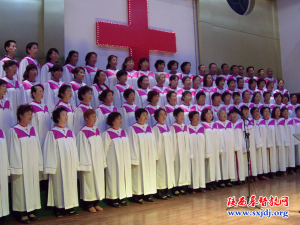 敬拜上帝，赞美先行——宝鸡市基督教两会举办圣乐培训班(图2)