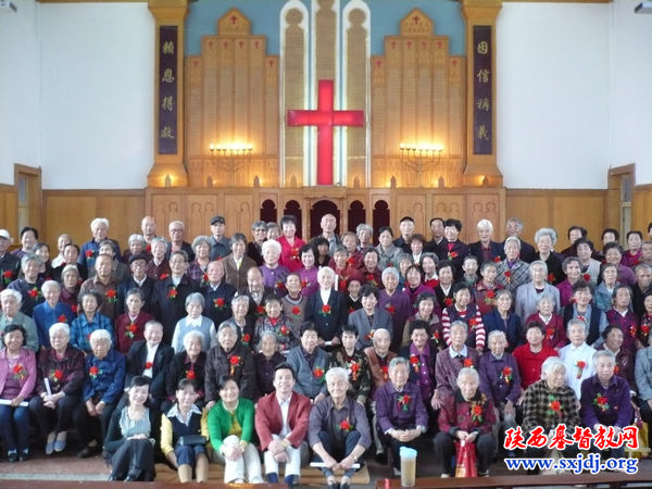 敬老爱老,从我做起——我省部分教会举办重阳敬老活动(图2)