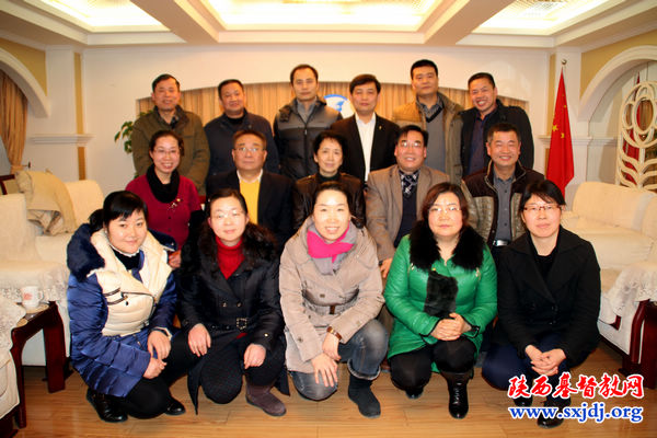 新春送温暖——(图2)