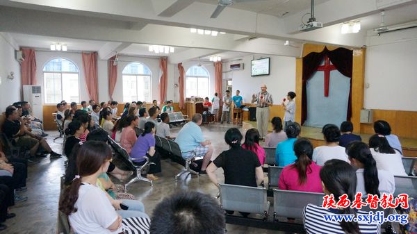 美国长老会外展基金会一行来访问圣经学