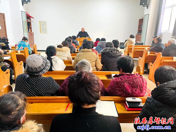 临渭区基督教协会召开2024年年终总结会