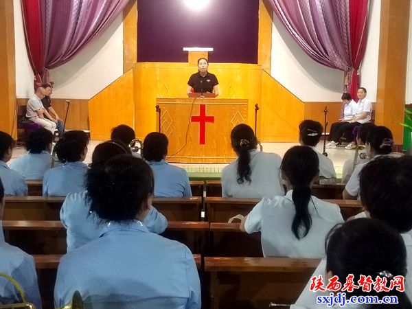 高陵区基督教两会举办“纪念中国人民抗日战争暨世界反法西斯战争胜利80周年”和平祈祷活动