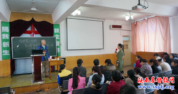 西北大学硕士生导师应邀到我校做专题讲座(图1)