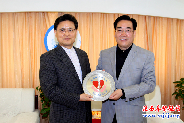 韩国首尔上道中央教会朴逢洙牧师一行访问陕西教会