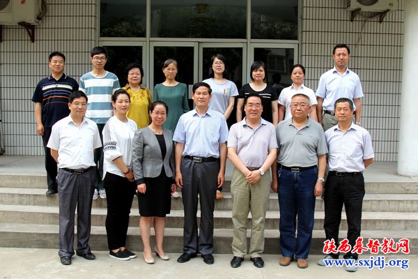 省宗教局张宁岗局长到圣经学校调研(图4)