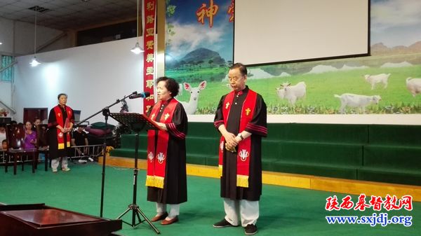 宝鸡市基督教十里铺堂举办“与爱相约”音乐布道会