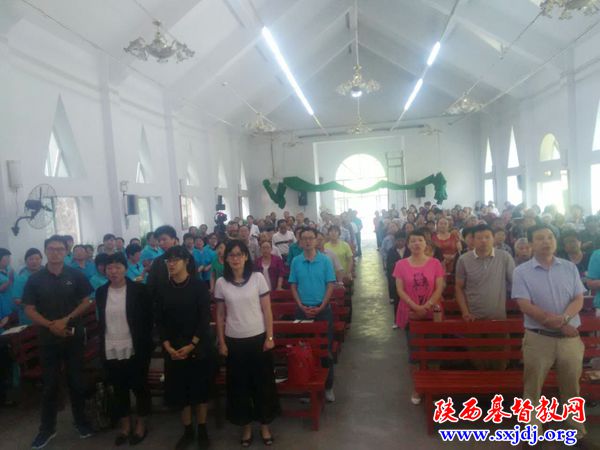 台湾中和基督之家赵德馨长老一行访问我省教会(图4)