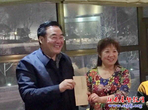 王俊牧师等看望省基督教界西北大学研修班学员