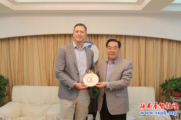 省基督教两会接待国际圣经同盟访问团一行