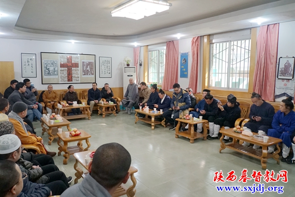 2018年全省宗教界中青年爱国人士研修班学员走访圣经学校和基督教景新堂