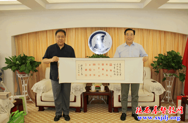 有朋自远方来，不亦悦乎？——天津市基督教两会一行到访省基督教两会和圣经学校(图2)