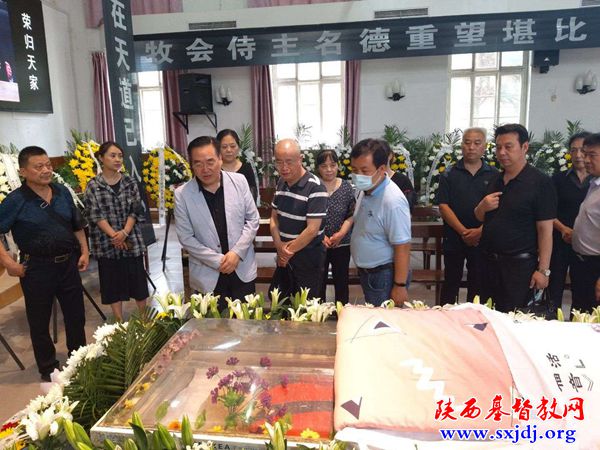 张冠儒牧师追思礼拜及追悼会在三原县基督教东关总堂举行(图10)