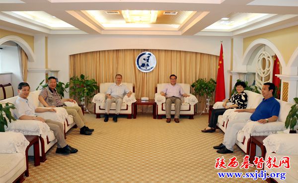 省基督教两会热情接待金陵协和神学院高峰院长一行