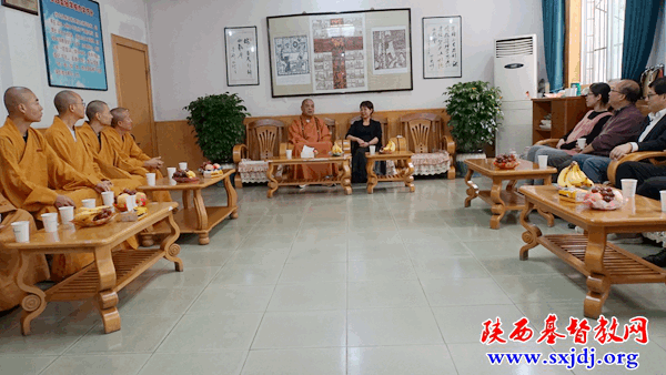 法门寺佛学院宽严院长一行到访陕西圣经学校