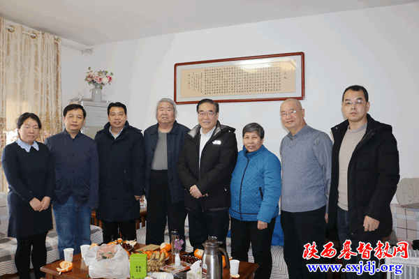 王俊牧师在西安市看望教会同工(图2)